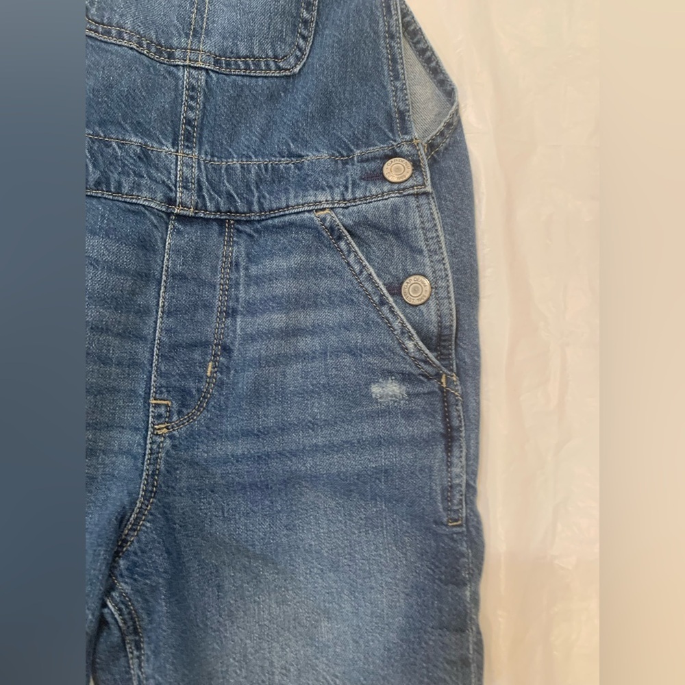 Gap Denim Girl's Medium Wash Distressed Overall Shorts Large - Picture 2 of 4
